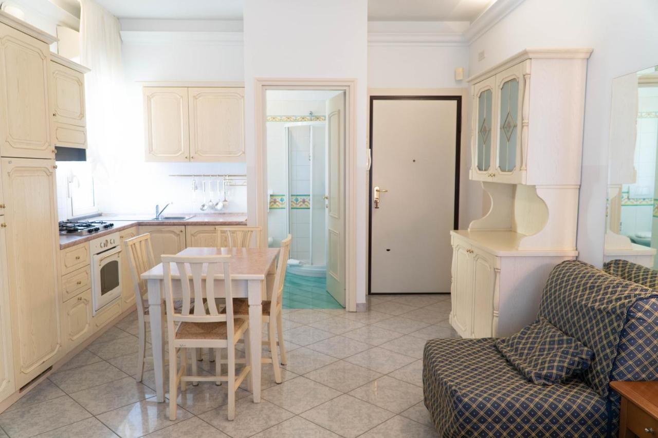 Residence Rosa Dei Venti Cervia Exterior photo